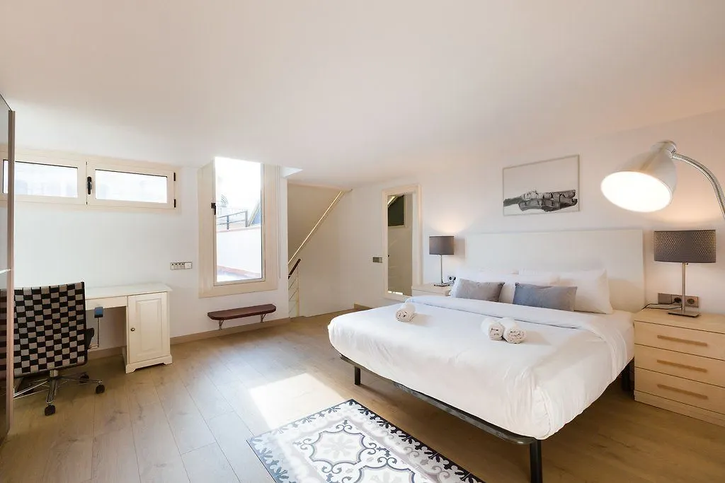 No 335 The Streets Apartments バルセロナ