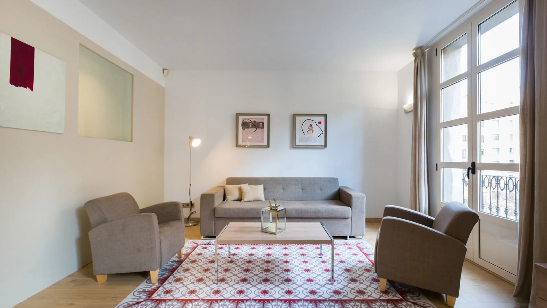 No 335 The Streets Apartments Barselona