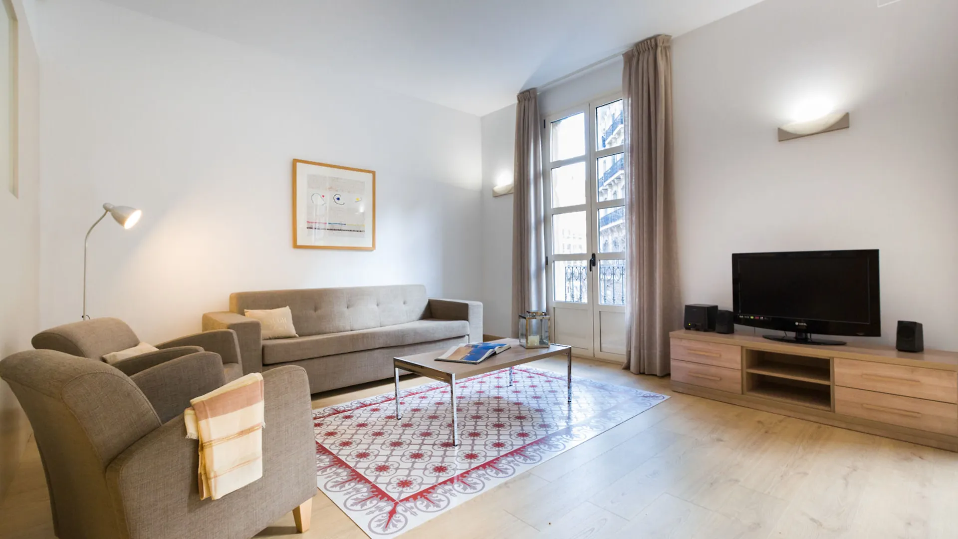 No 335 The Streets Apartments Barselona